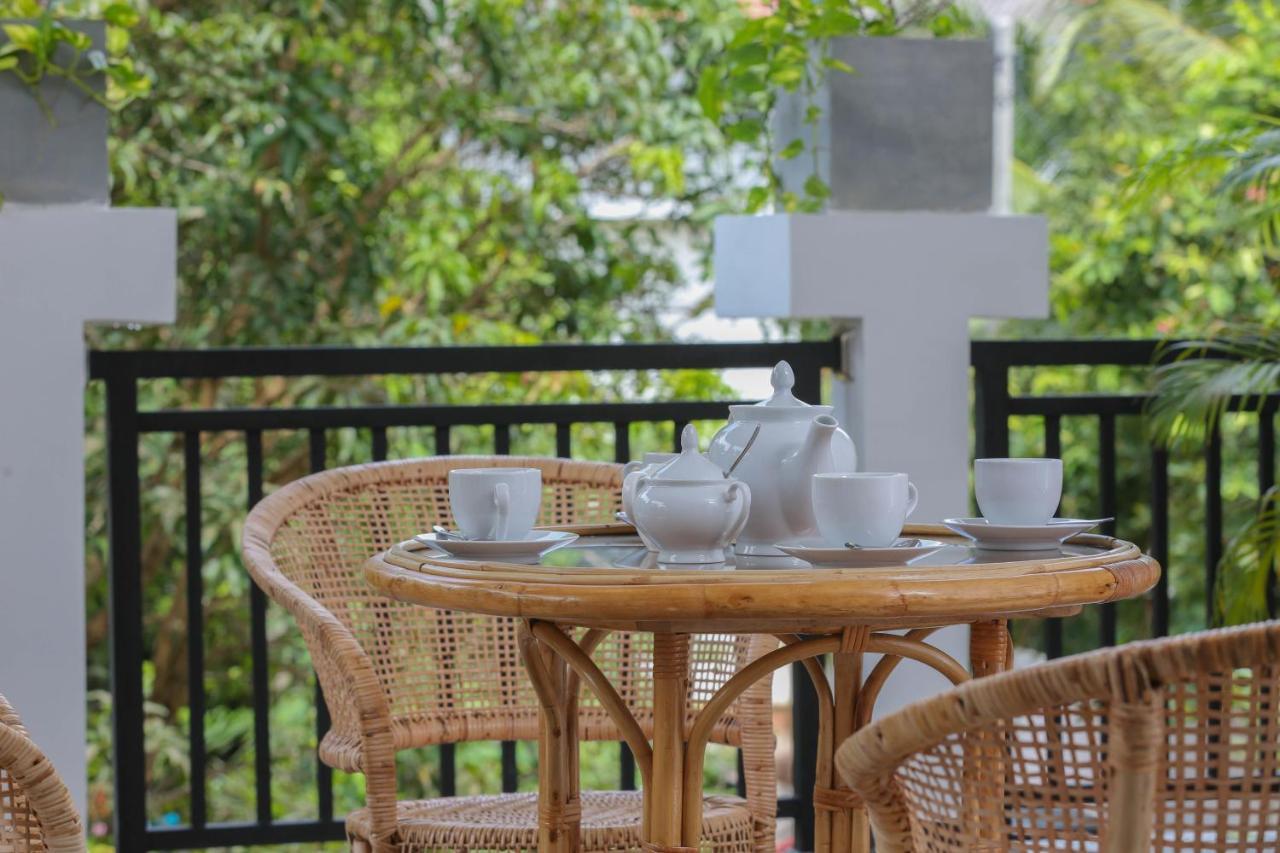 L&D Stay Inn Hikkaduwa Buitenkant foto