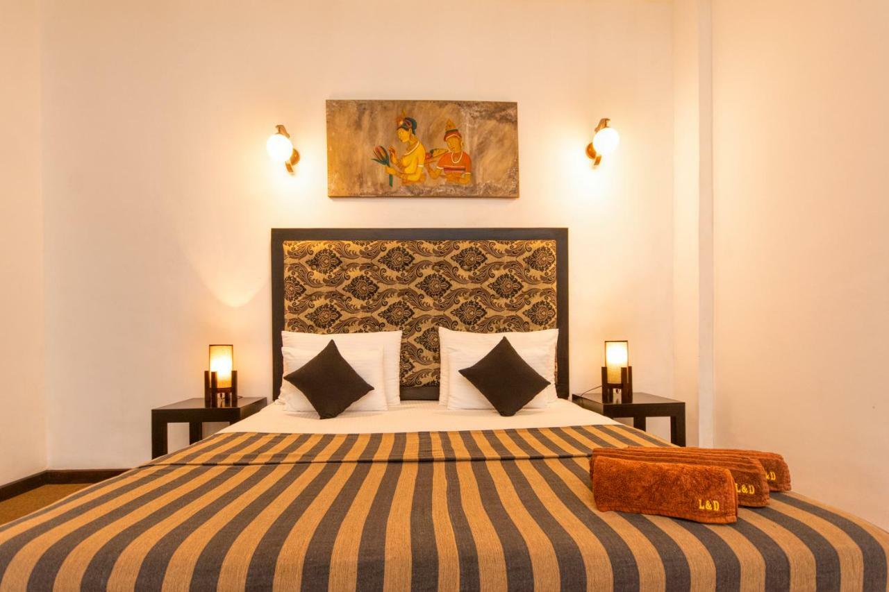 L&D Stay Inn Hikkaduwa Buitenkant foto
