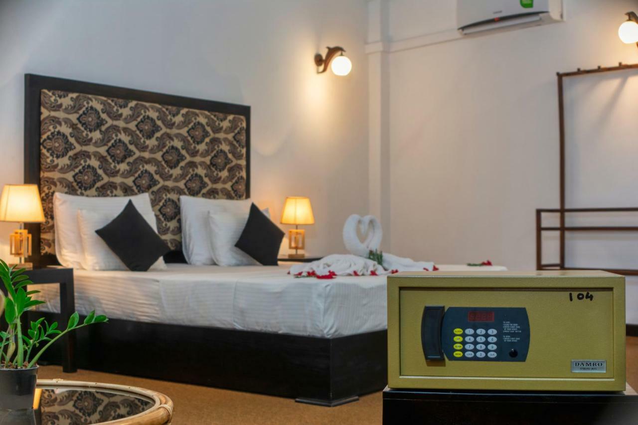 L&D Stay Inn Hikkaduwa Buitenkant foto