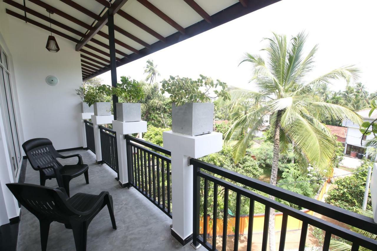 L&D Stay Inn Hikkaduwa Buitenkant foto